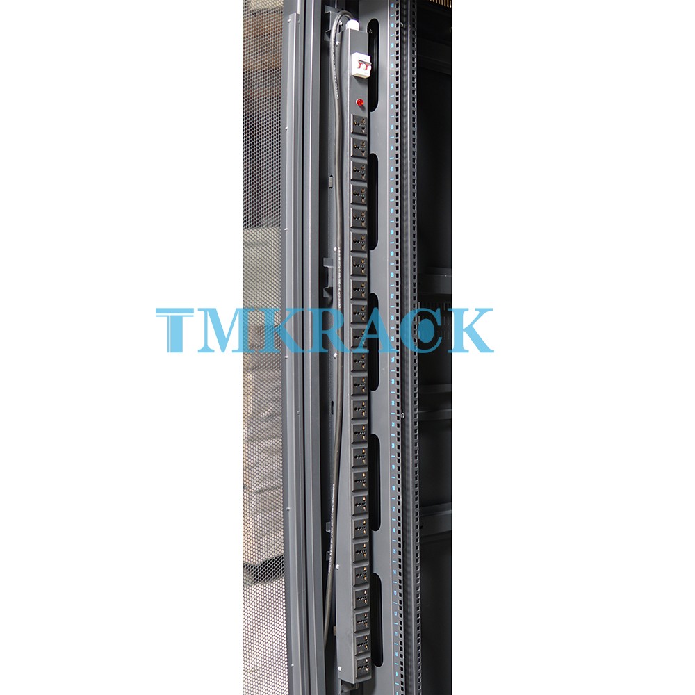 Thanh nguồn PDU 24 cổng đa năng MCB32A 19inch TMK RACK: Giải pháp cấp nguồn hoàn hảo cho tủ rack